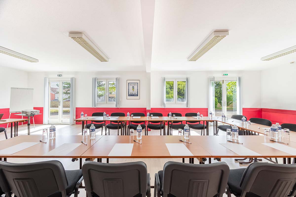La salle de séminaire de L'Ormichal